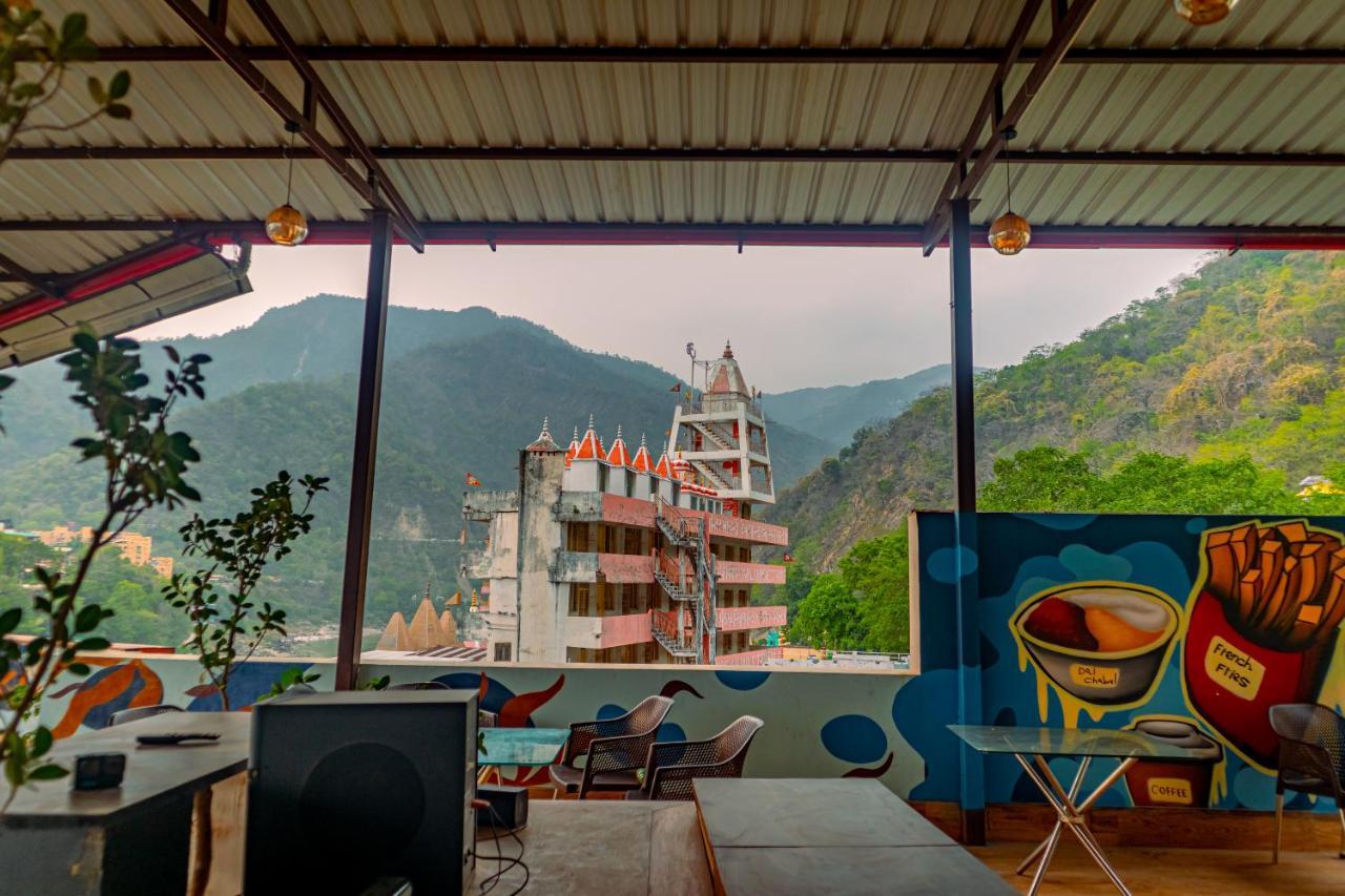 Madpackers Rishikesh Laxman Jhula Hostel Exterior photo