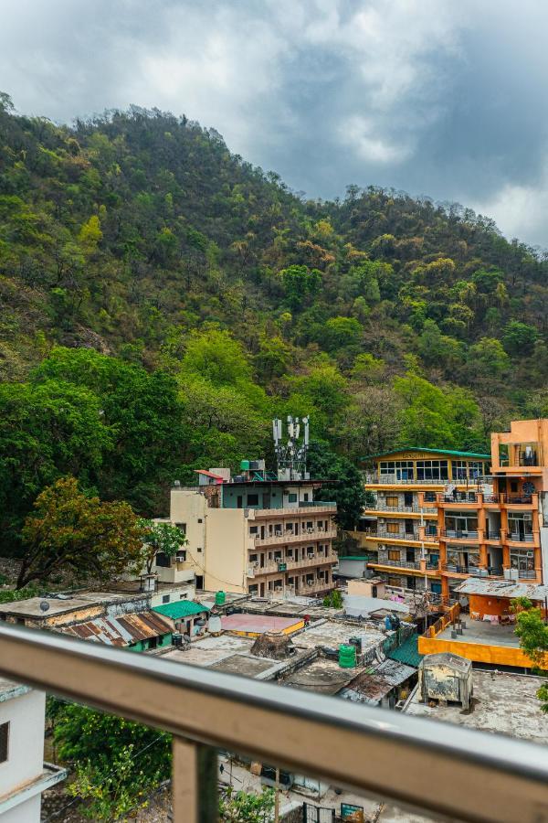 Madpackers Rishikesh Laxman Jhula Hostel Exterior photo