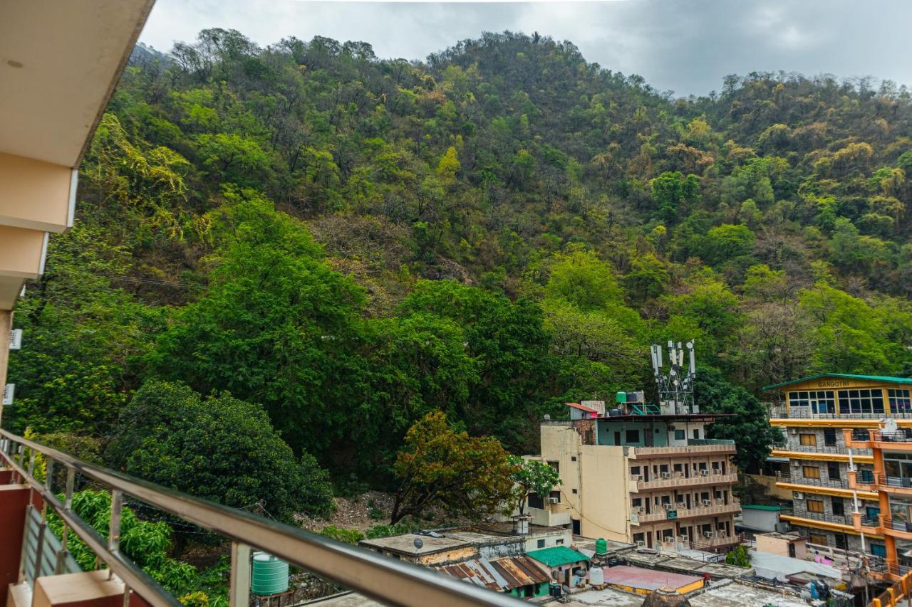 Madpackers Rishikesh Laxman Jhula Hostel Exterior photo